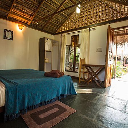 Отель Agonda White Sand Экстерьер фото