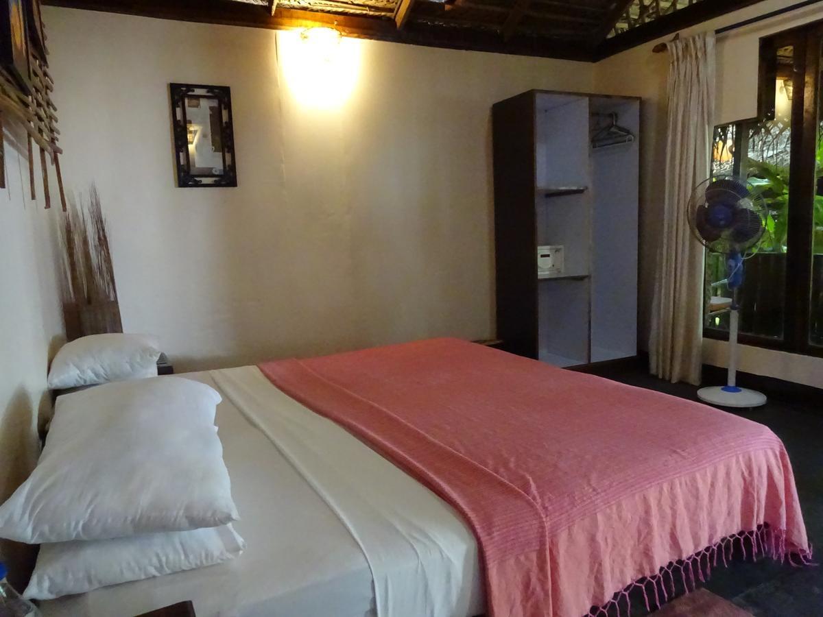 Отель Agonda White Sand Экстерьер фото